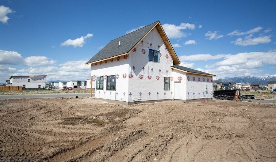 500 Spaniel Ln, Belgrade, MT 59714 - 3 Beds, 2 Bath