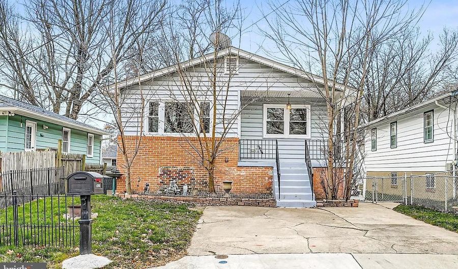 4707 OLYMPIA Ave, Beltsville, MD 20705 - 3 Beds, 3 Bath