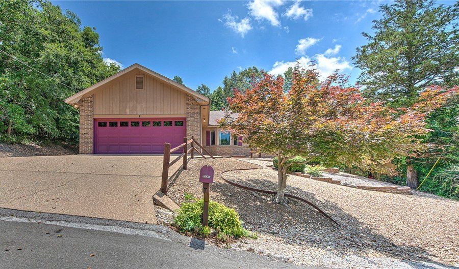 7 Congleton Ln, Bella Vista, AR 72714 - 3 Beds, 2 Bath