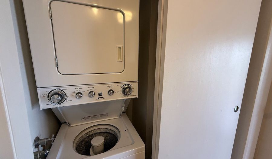 2140 Kuhio Ave 1012, Honolulu, HI 96815 - 1 Beds, 1 Bath