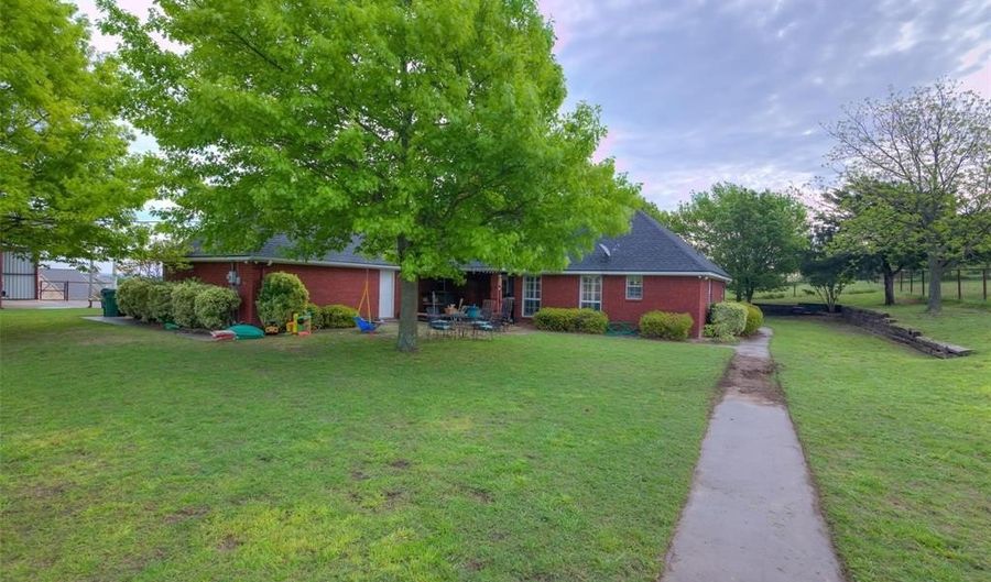 3500 W Fm 5, Aledo, TX 76008 - 4 Beds, 2 Bath