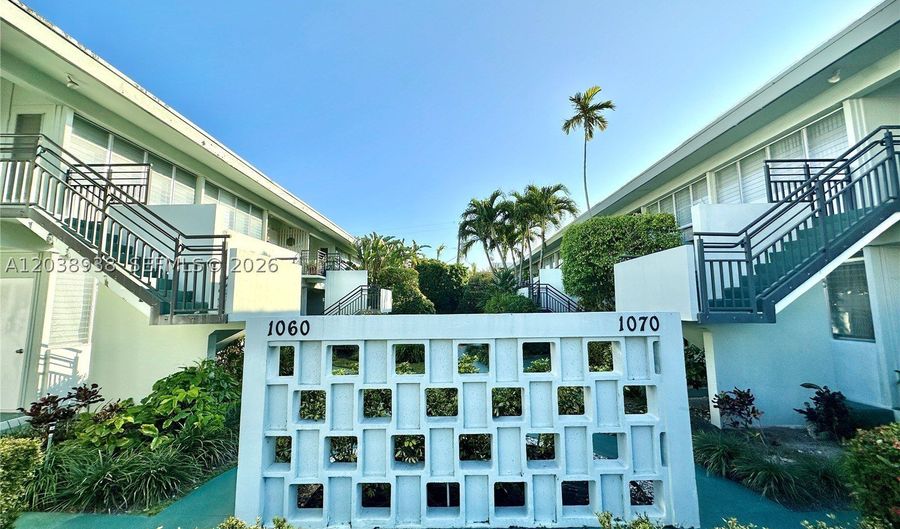 1060 98th St 24, Bay Harbor Islands, FL 33154 - 1 Beds, 1 Bath