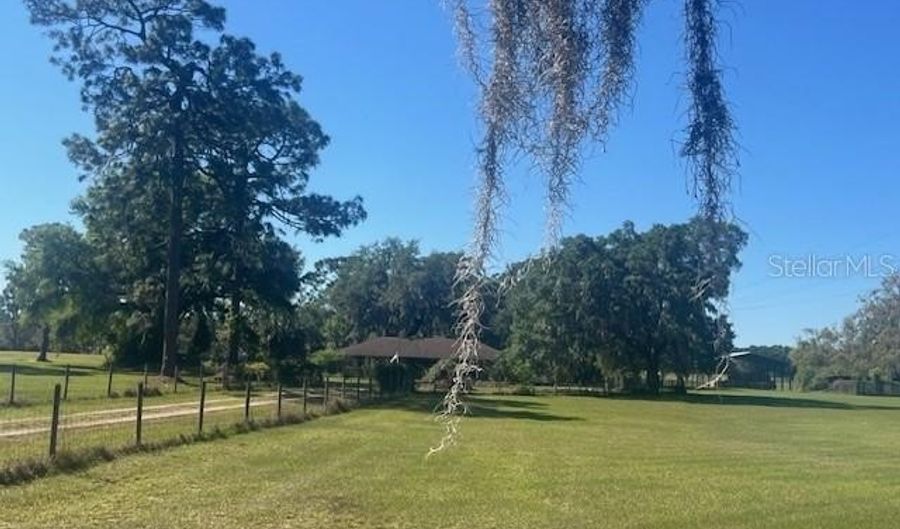 19726 MCCALL Rd, Altoona, FL 32702 - 3 Beds, 3 Bath