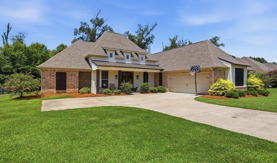 213 Ironwood Pl, Brandon, MS 39042 - 4 Beds, 3 Bath