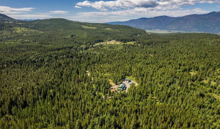 516 Culvert Ln, Bonners Ferry, ID 83805 - 4 Beds, 3 Bath