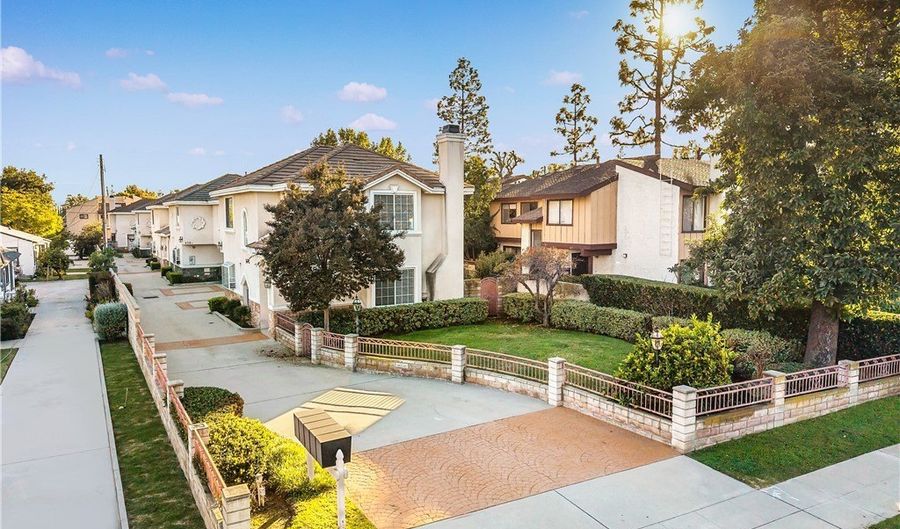 438 W Huntington A, Arcadia, CA 91007 - 3 Beds, 3 Bath