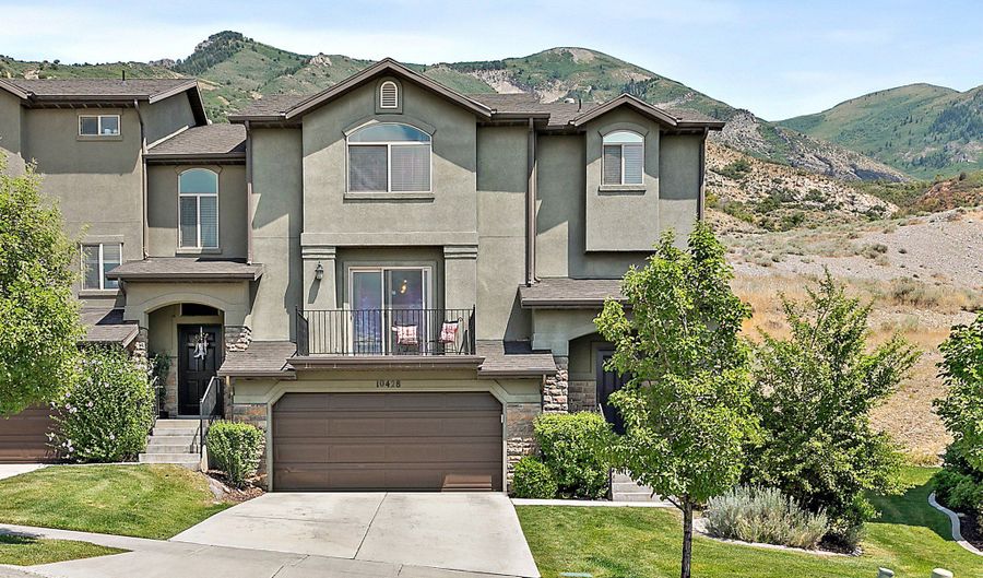 10428 N SAGE Vis, Cedar Hills, UT 84062 - 3 Beds, 3 Bath