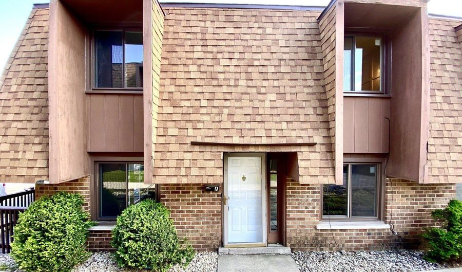 12752 S Kenneth Ave A, Alsip, IL 60803 - 3 Beds, 2 Bath