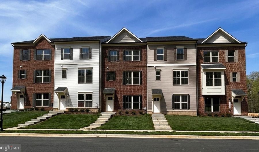 16605 BREEZEWAY Aly, Accokeek, MD 20607 - 3 Beds, 4 Bath