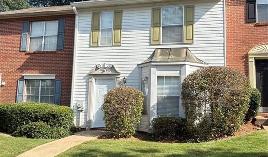 6465 Wedgeview Dr, Tucker, GA 30084 - 2 Beds, 3 Bath