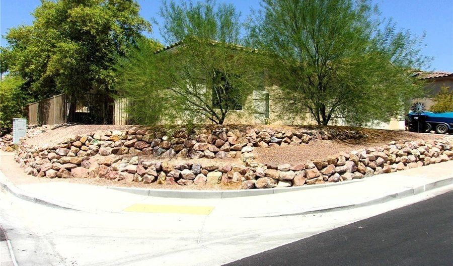 3597 Cottage Wood St, Laughlin, NV 89029 - 3 Beds, 2 Bath