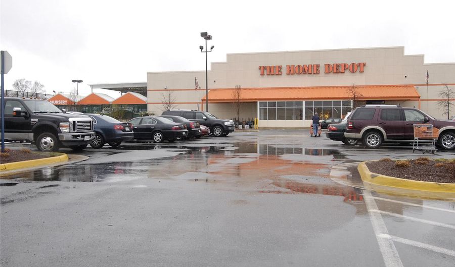 5450 EDSALL RIDGE Pl, Alexandria, VA 22312 - 3 Beds, 4 Bath