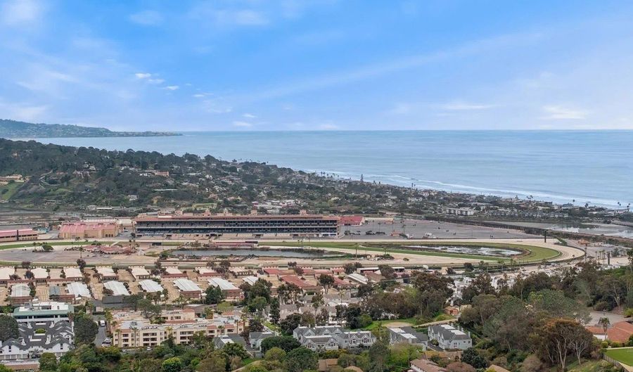 768 Sonrisa St, Solana Beach, CA 92075 - 4 Beds, 3 Bath