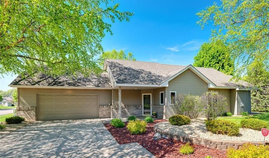 14165 Butternut St NW, Andover, MN 55304 - 2 Beds, 2 Bath
