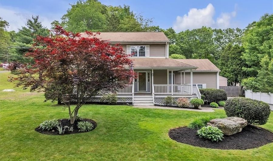 23 Blissdale Ave, Cumberland, RI 02864 - 3 Beds, 3 Bath