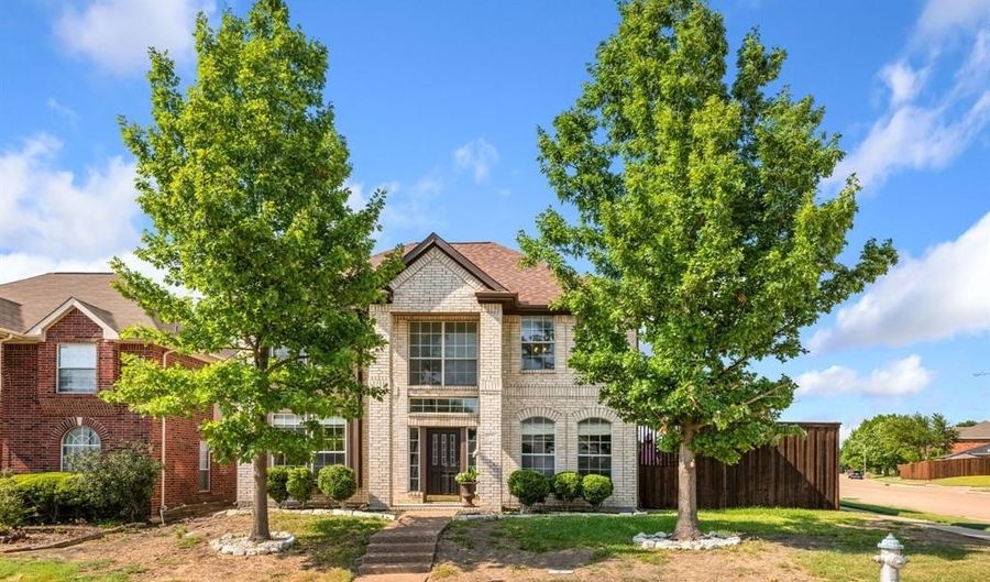 905 Whitman Cir, Allen, TX 75002 - 4 Beds, 3 Bath
