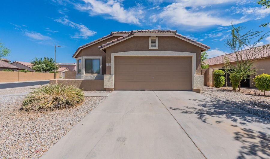 24866 W Huntington Dr, Buckeye, AZ 85326 - 3 Beds, 2 Bath
