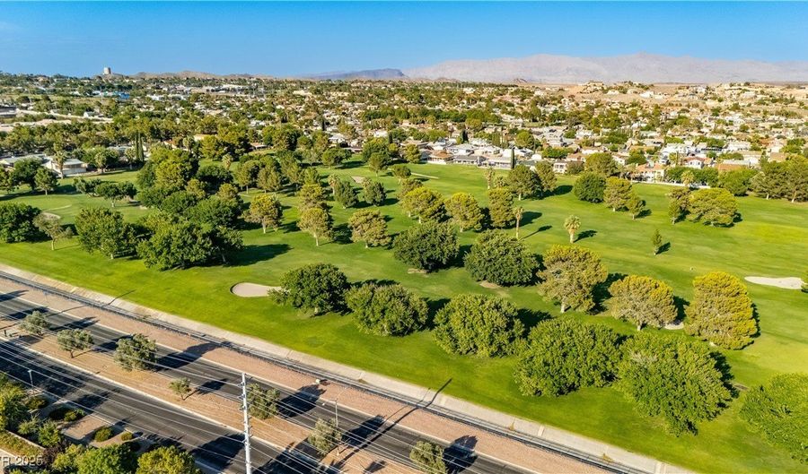 1000 Legacy Dr, Boulder City, NV 89005 - 3 Beds, 4 Bath