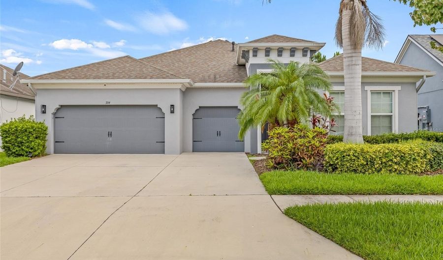 7114 BOWSPIRIT Pl, Apollo Beach, FL 33572 - 4 Beds, 3 Bath