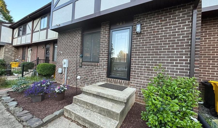 421 KNOTTWOOD Ct, Arnold, MD 21012 - 3 Beds, 3 Bath