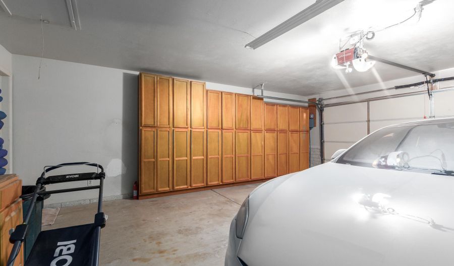 6236 E WILDCAT Dr, Cave Creek, AZ 85331 - 4 Beds, 3 Bath