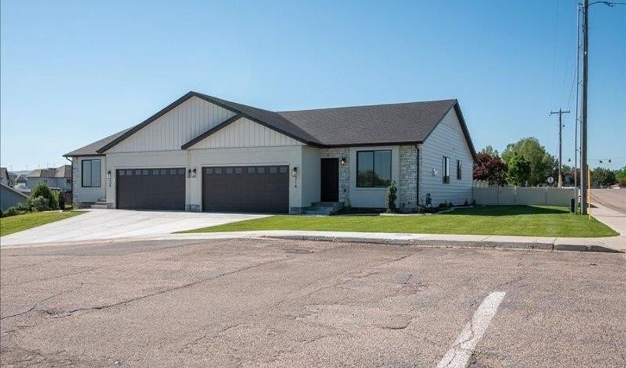 320 Lakeview Blvd, American Falls, ID 83211 - 3 Beds, 2 Bath