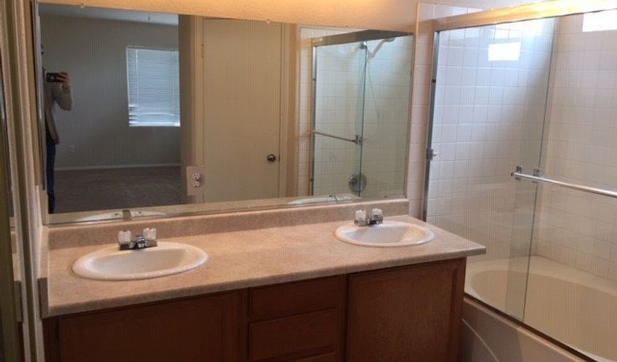 10520 WHITE HEATH Ct N/A, Las Vegas, NV 89144 - 3 Beds, 2 Bath