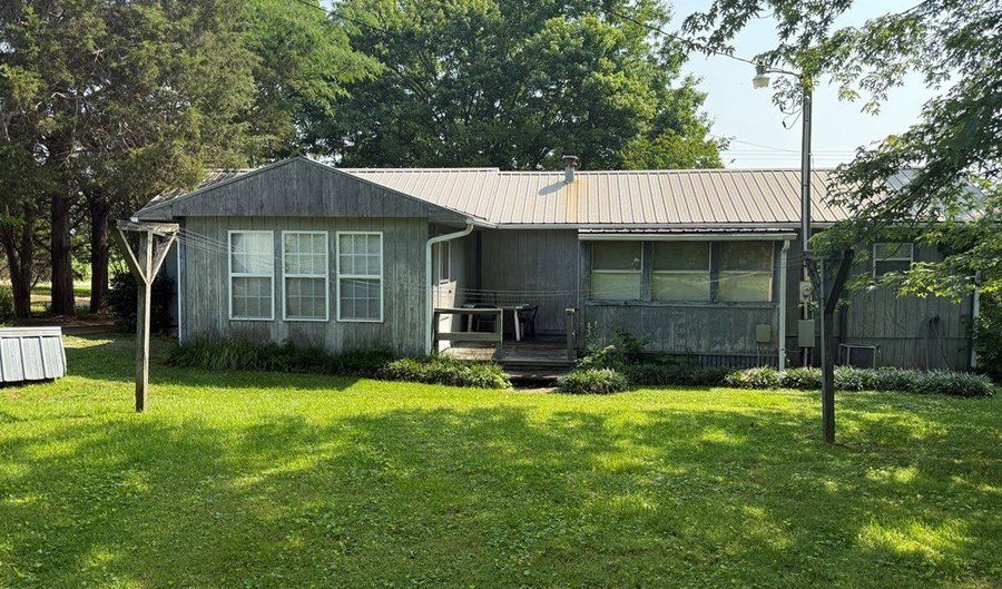 2109 Willow Grove Hwy, Allons, TN 38541 - 3 Beds, 1 Bath
