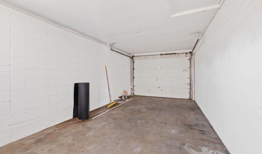 10535 E BOULDER Dr, Apache Junction, AZ 85120 - 3 Beds, 2 Bath