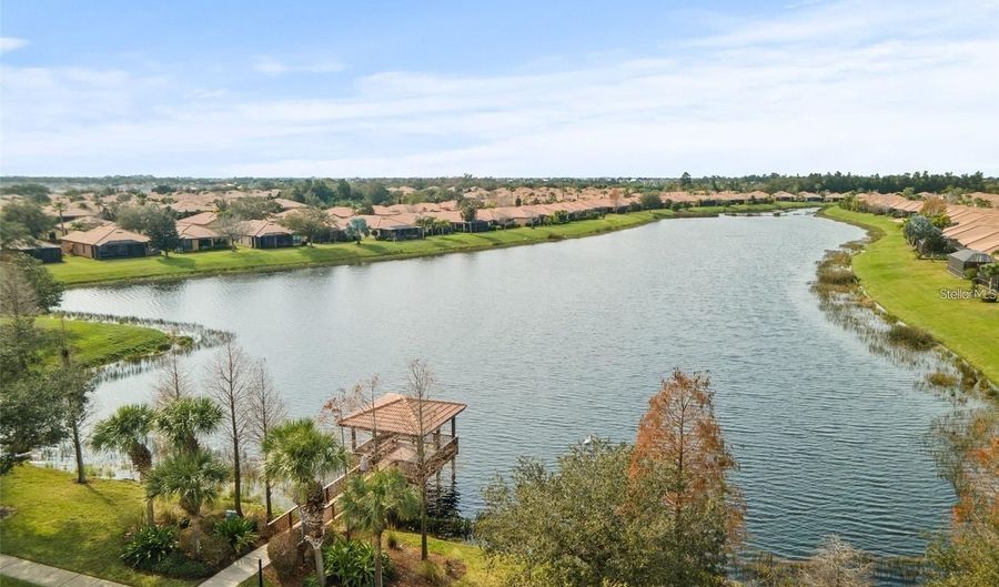 5648 SUNSET FALLS Dr, Apollo Beach, FL 33572 - 2 Beds, 2 Bath