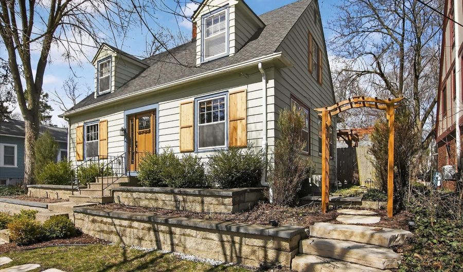 1732 Jackson Ave, Ann Arbor, MI 48103 - 2 Beds, 2 Bath