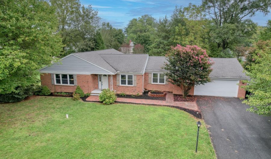 123 CANDLEWICKE Dr, Dover, DE 19901 - 4 Beds, 3 Bath