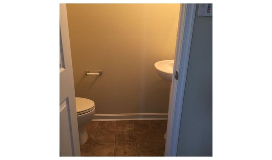 130 NOB HILL Rd, Dover, DE 19901 - 3 Beds, 3 Bath