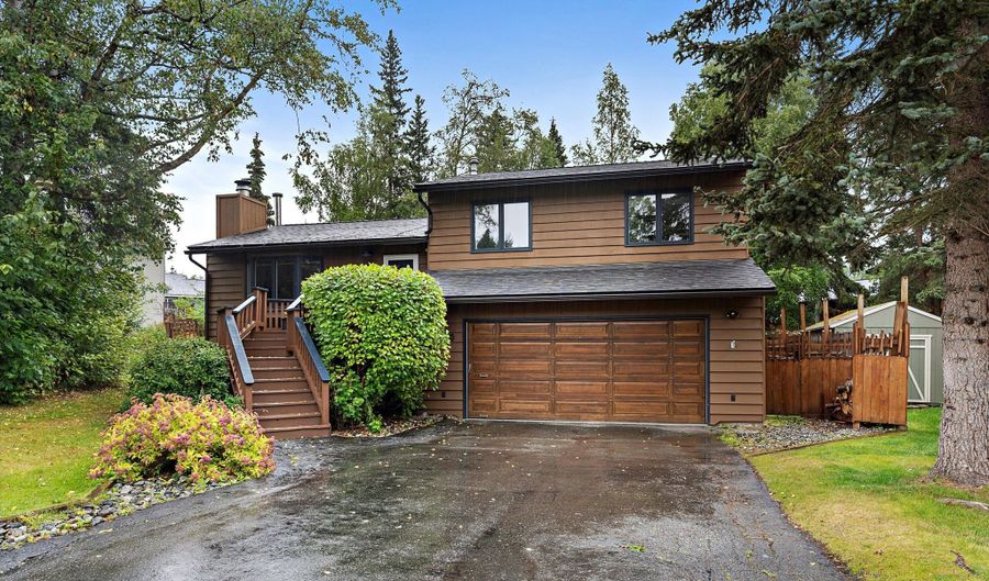 3930 Eric Cir, Anchorage, AK 99507 - 4 Beds, 3 Bath