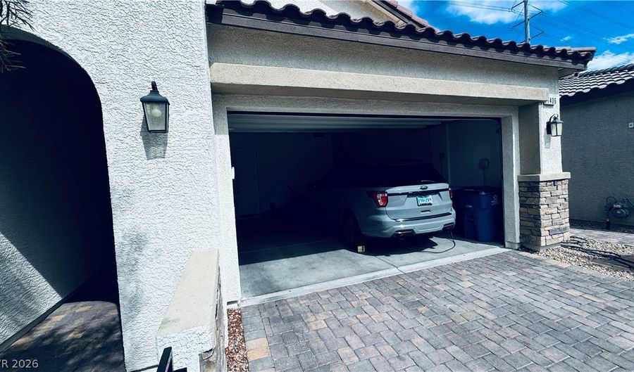 7406 Hadnot St, Las Vegas, NV 89166 - 3 Beds, 3 Bath