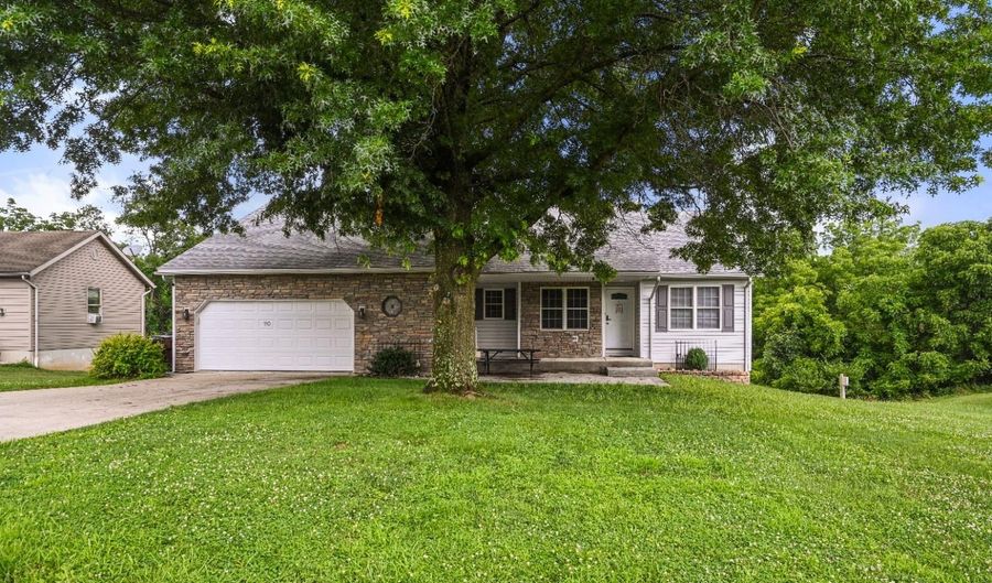 110 Farrar Dr, Aurora, IN 47001 - 3 Beds, 2 Bath