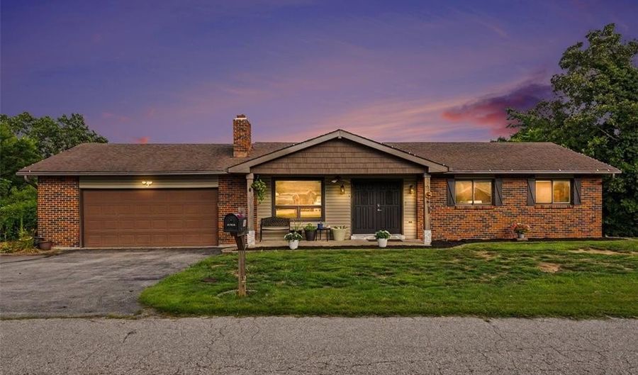 11 Windswept Dr, Arnold, MO 63010 - 4 Beds, 3 Bath