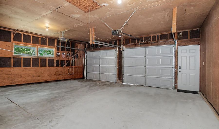 5779 Arrasmith Trl, Ames, IA 50010 - 3 Beds, 2 Bath