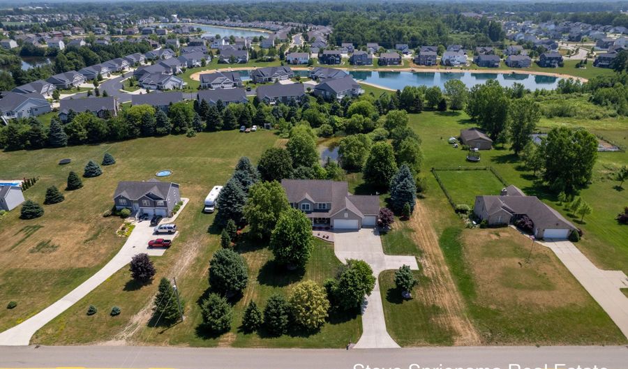 10908 78th Ave, Allendale, MI 49401 - 6 Beds, 4 Bath