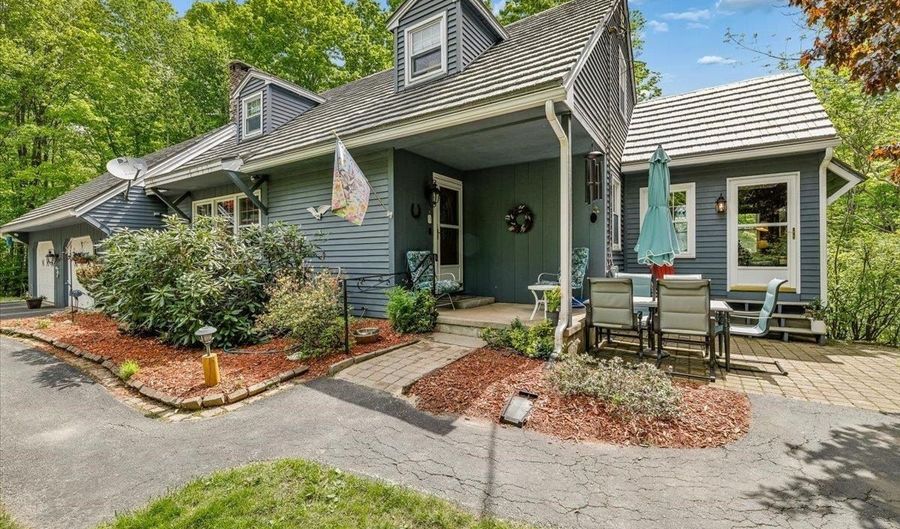 87 Woodhill Rd, Bow, NH 03304 - 3 Beds, 2 Bath