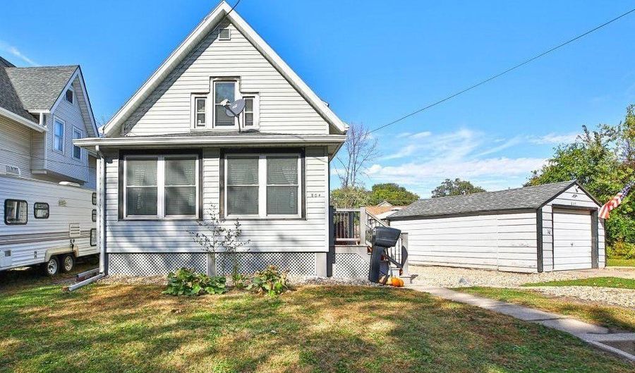 804 Water St, Albert Lea, MN 56007 - 2 Beds, 1 Bath