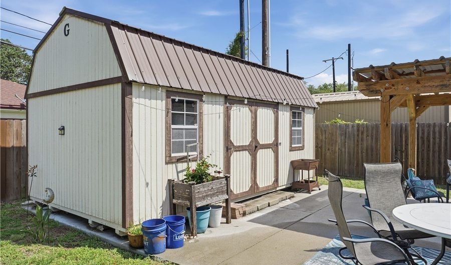 162 S 11th ST & Yoakum, Aransas Pass, TX 78336 - 3 Beds, 2 Bath