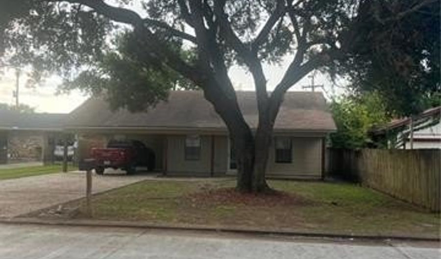 5604 BRUYNINCKX Rd, Alexandria, LA 71303 - 3 Beds, 2 Bath