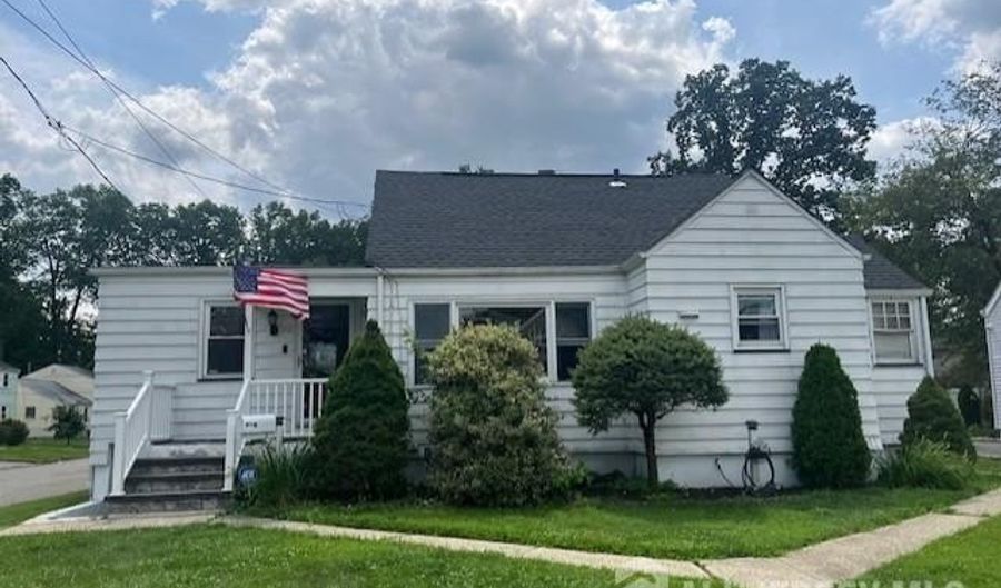 22 Lenox Ave, Avenel, NJ 07001 - 3 Beds, 1 Bath