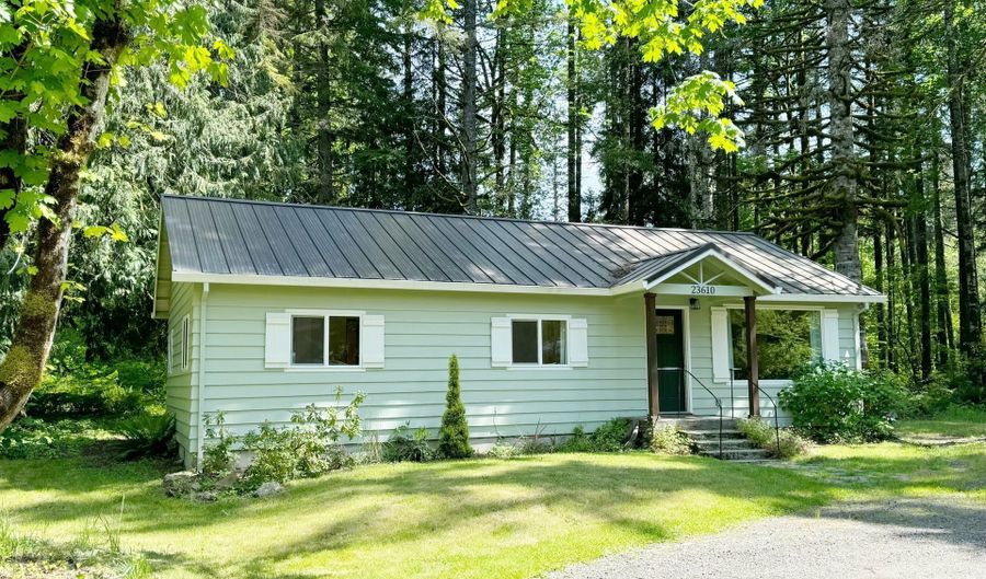 23610 E GUMJUWAC Rd, Brightwood, OR 97011 - 3 Beds, 1 Bath