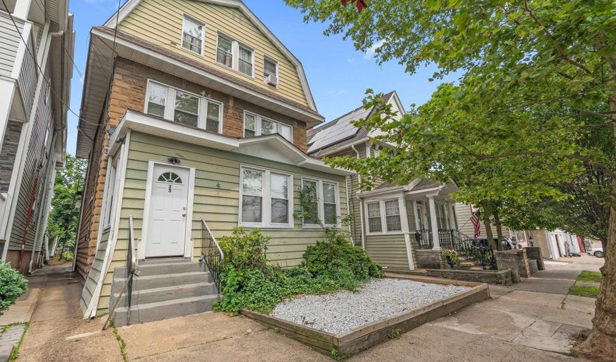 15 W 45TH St 1, Bayonne, NJ 07002 - 2 Beds, 1 Bath