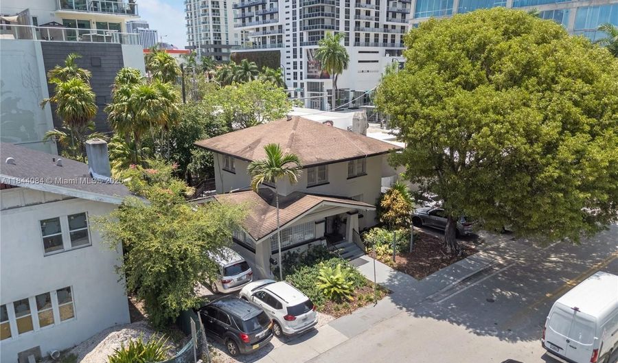 314 NE 26th Ter, Miami, FL 33137 - 6 Beds, 3 Bath