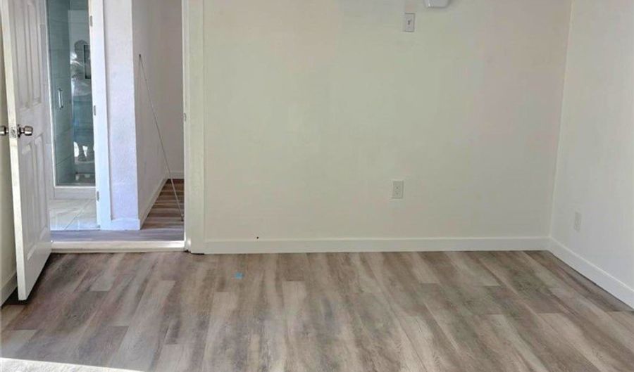 8854 Dorrington Ave, Arleta, CA 91331 - 1 Beds, 1 Bath