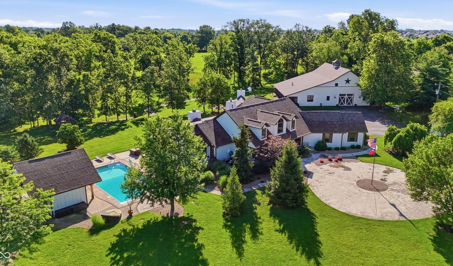 4316 W Whiteland Rd, Bargersville, IN 46106 - 5 Beds, 6 Bath