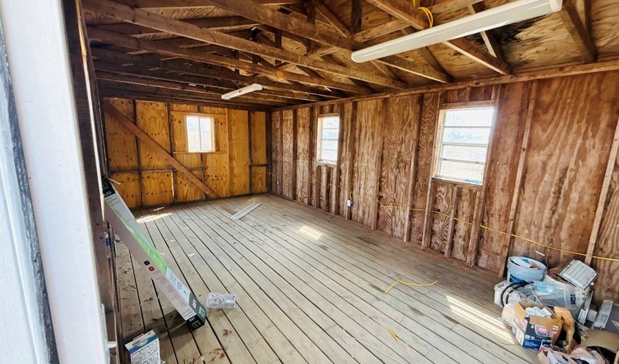 895 Cannonville Rd, Abbeville, GA 31001 - 3 Beds, 2 Bath